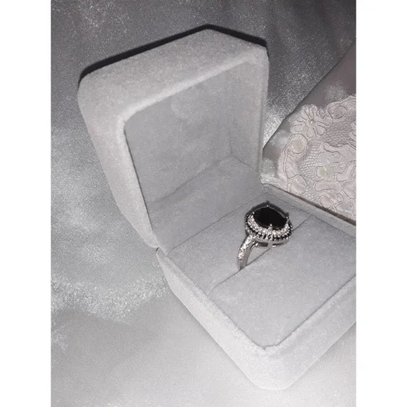 Black Sapphire & Diamond Ring Sz 7 - 925 Silver Cocktail Ring NIB - Picture 3 of 5